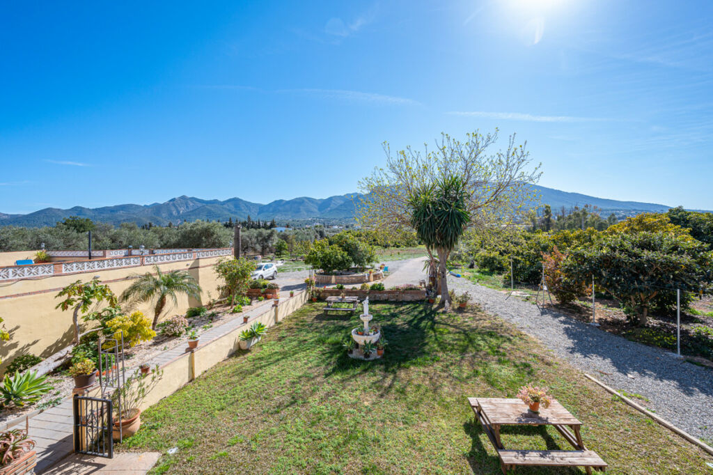 Finca - Cortijo Alhaurín el Grande Málaga - image 41