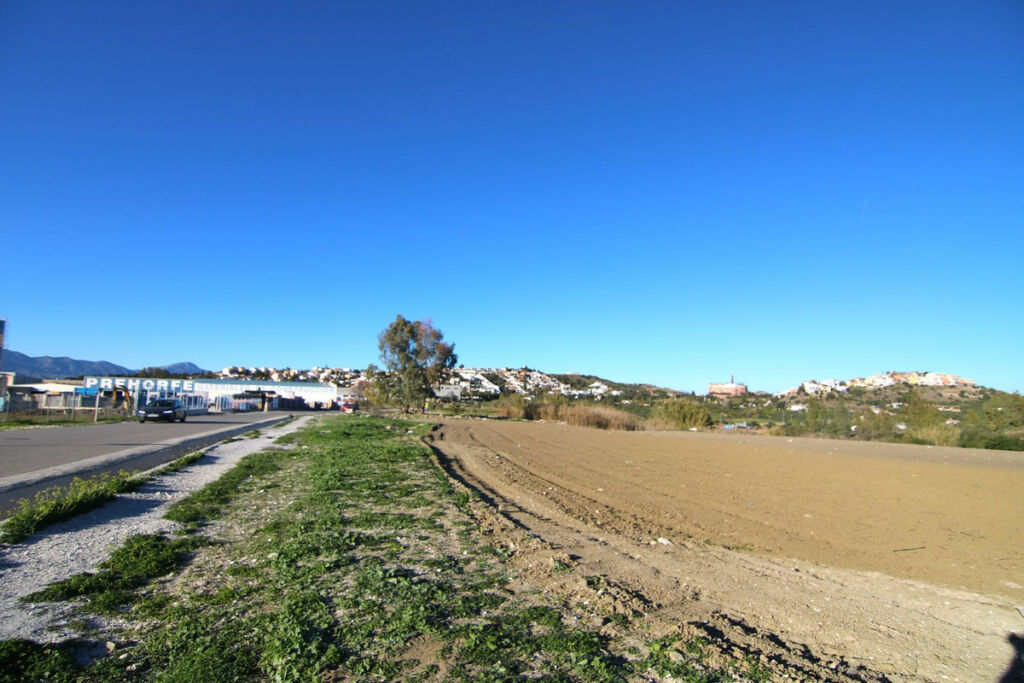 Commercial Plot Coín Málaga - image 5