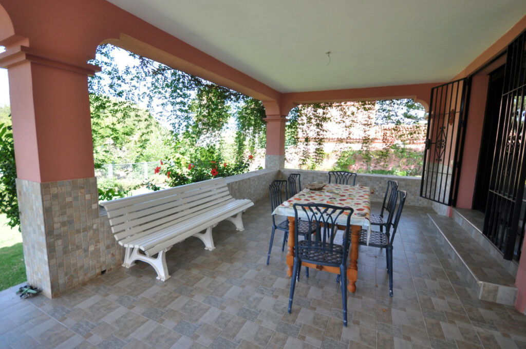Detached Villa Casares Playa Málaga - image 5