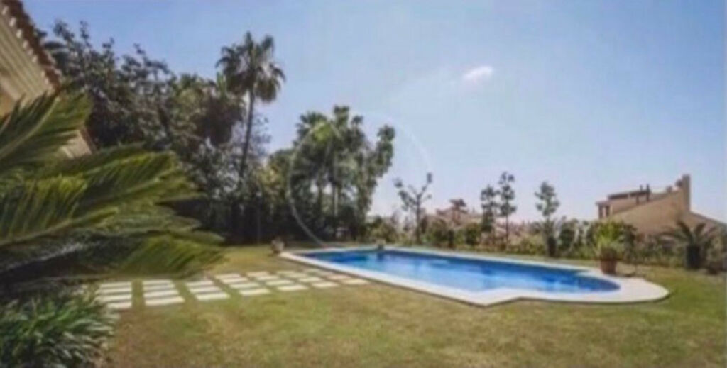 Detached Villa Marbella Málaga - image 6