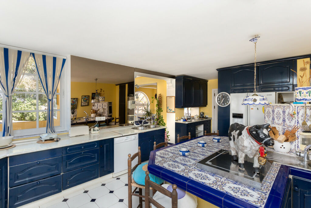 Detached Villa Benahavís Málaga - image 6