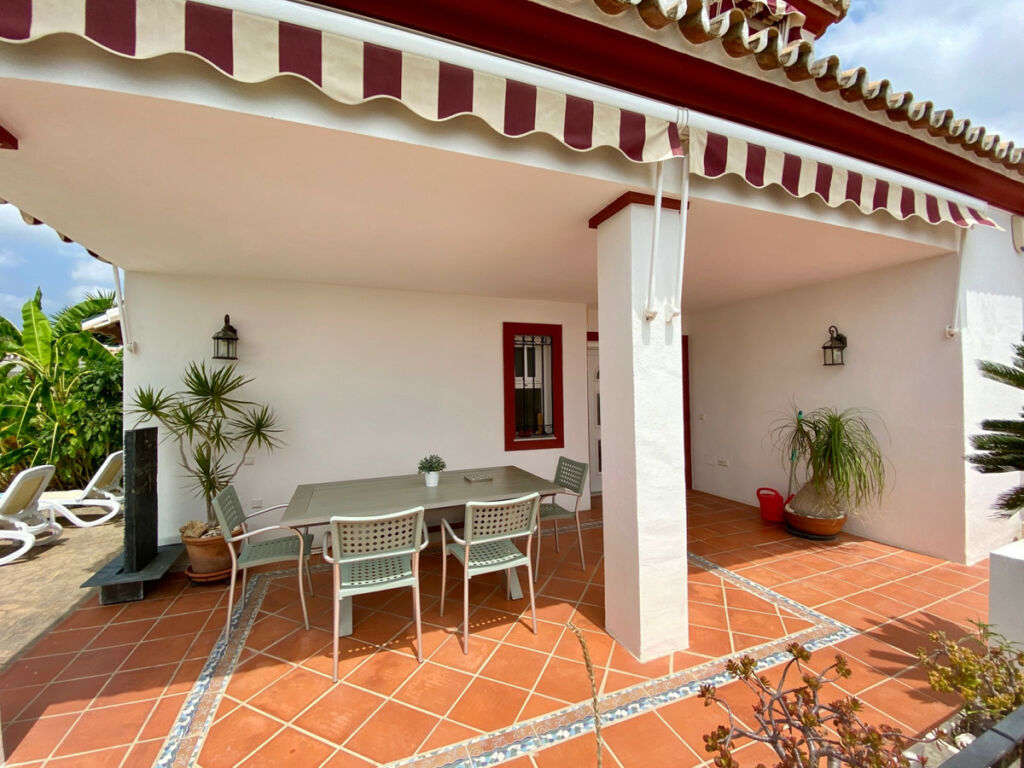 Detached Villa Calahonda Málaga - image 11