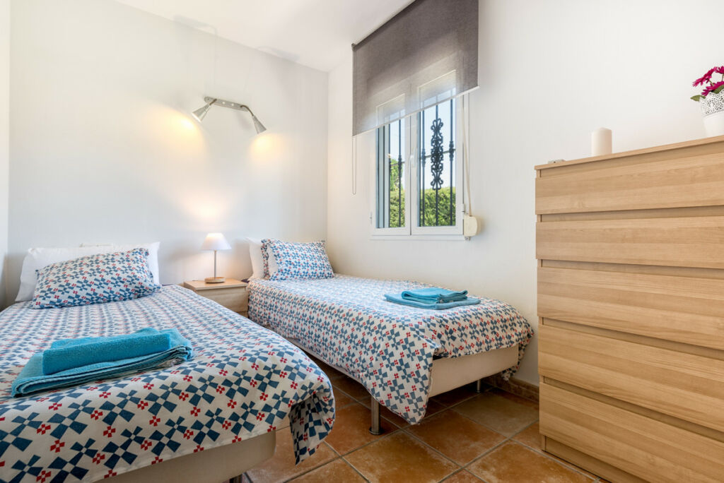 Detached Villa Calypso Málaga - image 9
