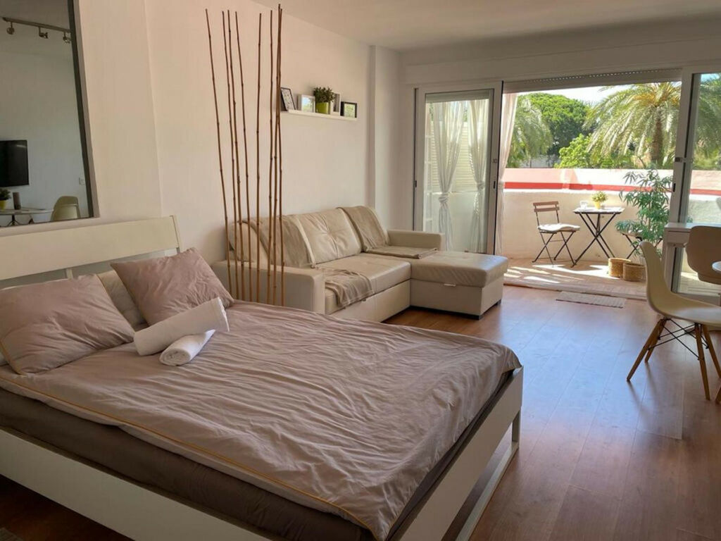 Top Floor Apartment Marbesa Málaga
