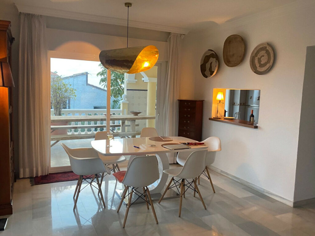 Detached Villa Elviria Málaga - image 10