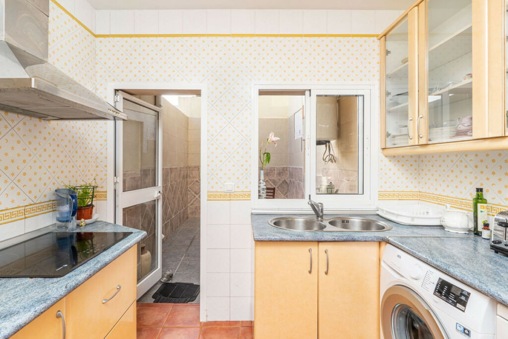 Townhouse Guadiaro Cádiz - image 11