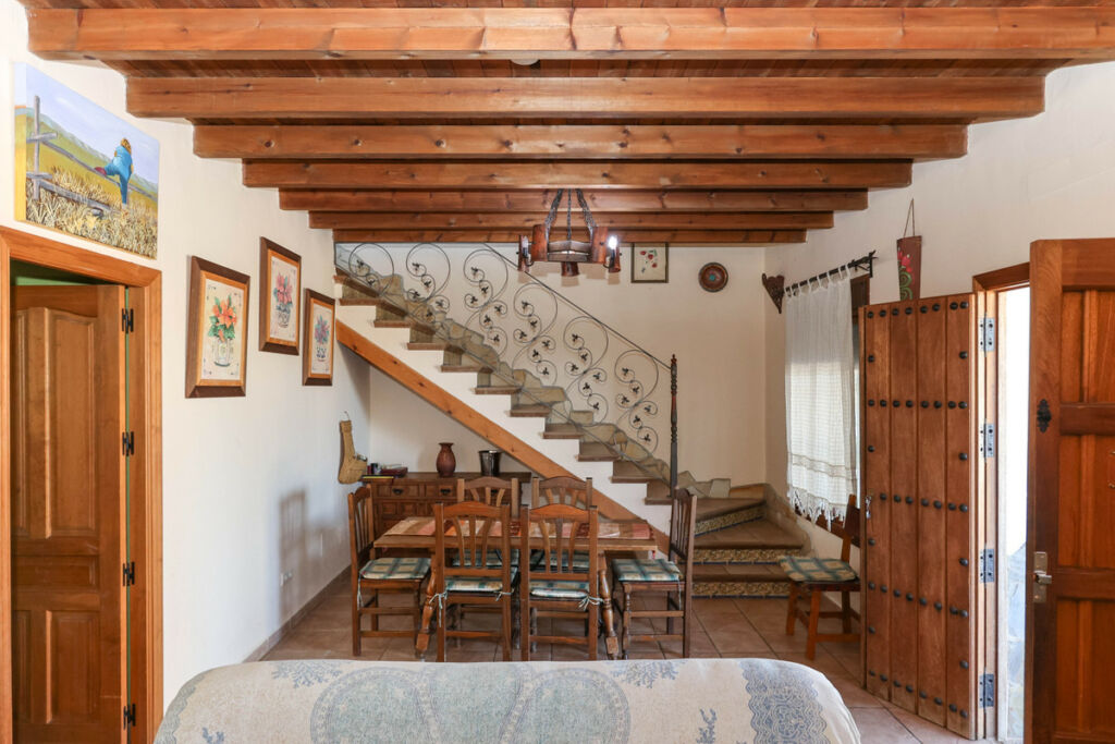 Detached Villa Guaro Málaga - image 11