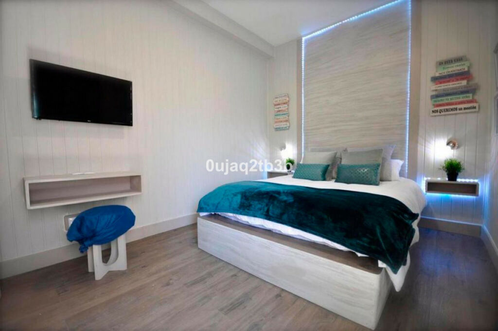 Detached Villa Marbella Málaga - image 11