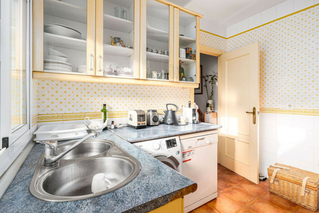 Townhouse Guadiaro Cádiz - image 12