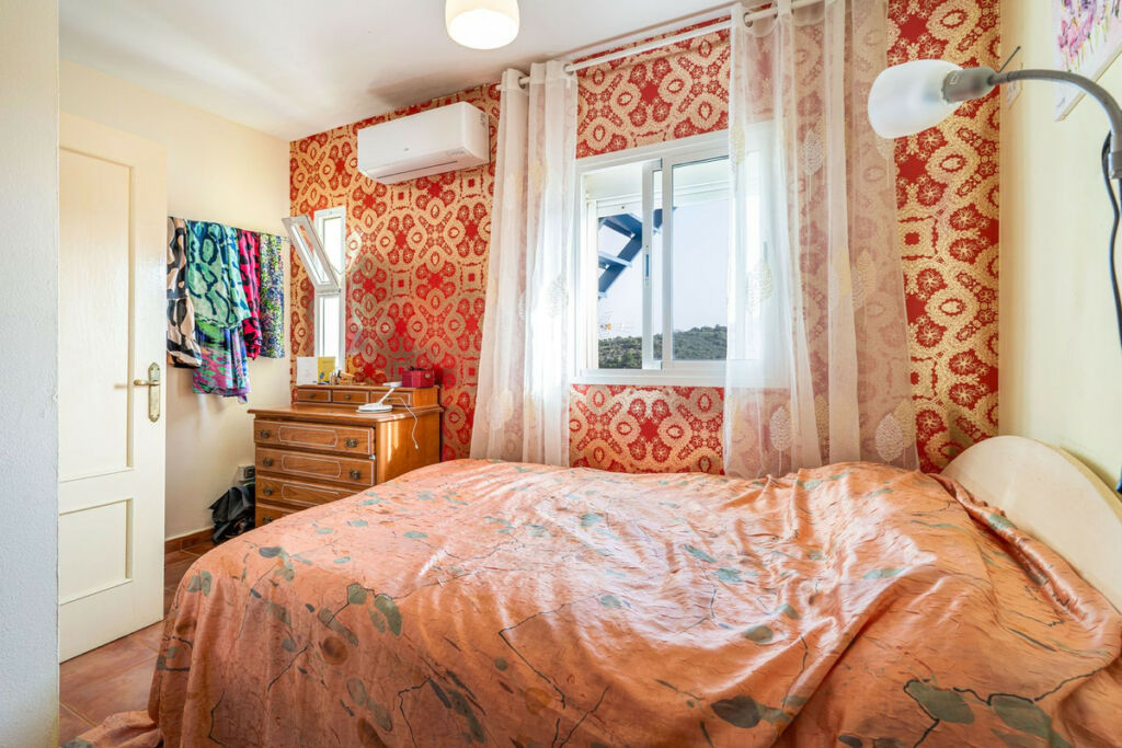 Townhouse Guadiaro Cádiz - image 14
