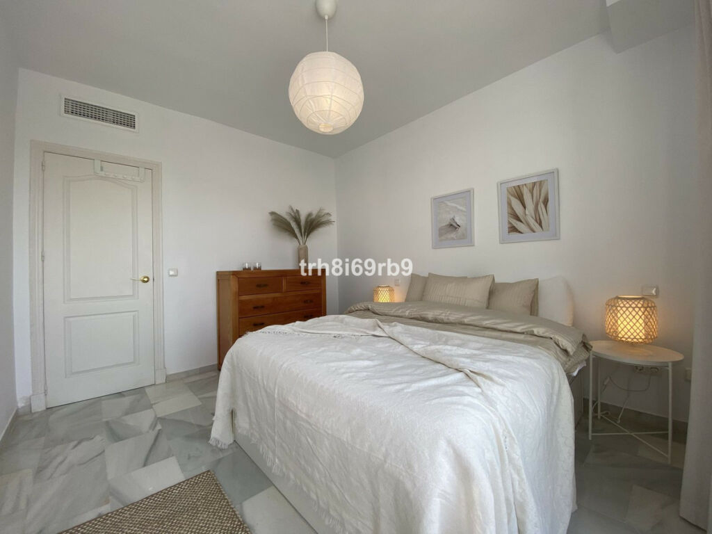 Penthouse El Paraiso Málaga - image 14