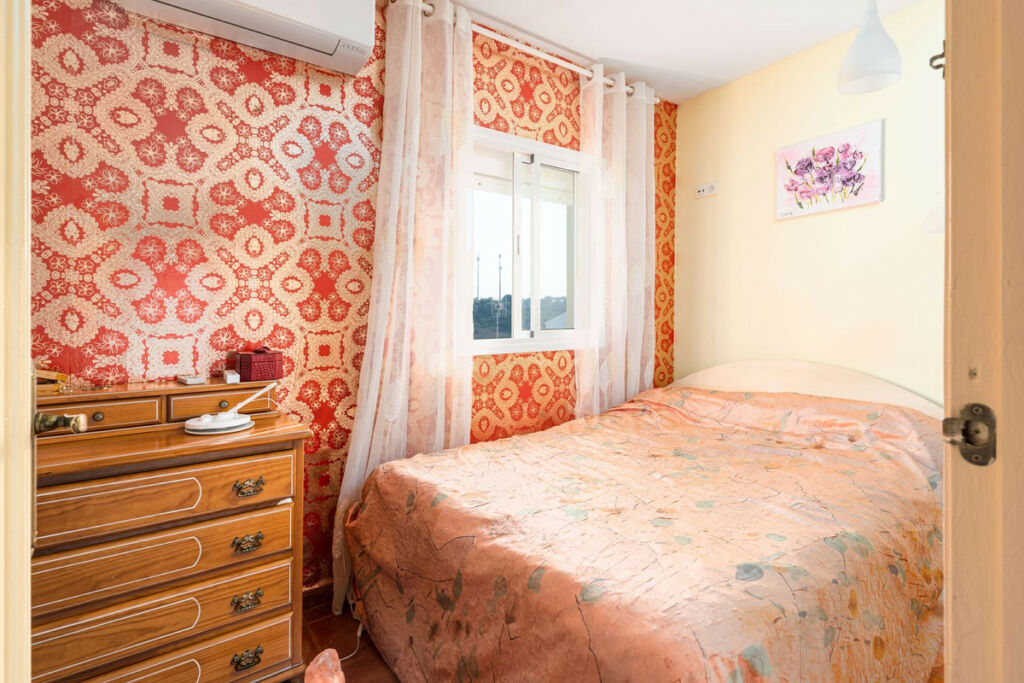 Townhouse Guadiaro Cádiz - image 16