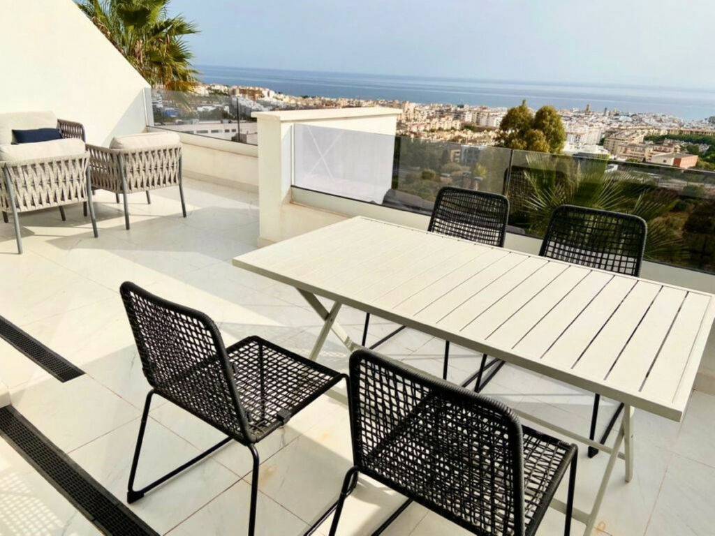 Penthouse Estepona Málaga - image 16