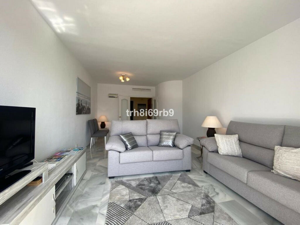 Top Floor Apartment El Paraiso Málaga - image 17