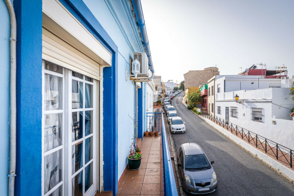 Townhouse Guadiaro Cádiz - image 19