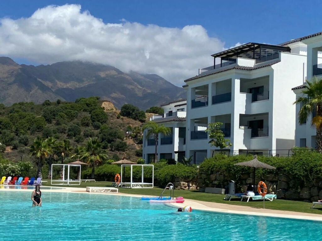 Penthouse Estepona Málaga - image 2