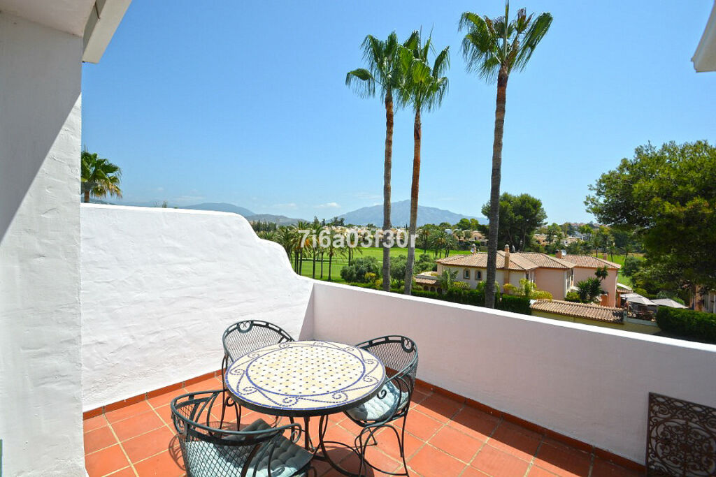 Townhouse Guadalmina Alta Málaga - image 20