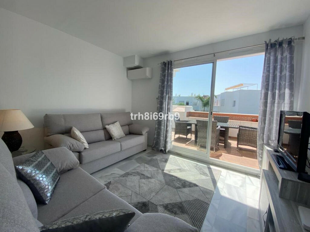 Top Floor Apartment El Paraiso Málaga - image 20