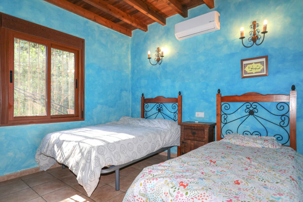 Detached Villa Guaro Málaga - image 25