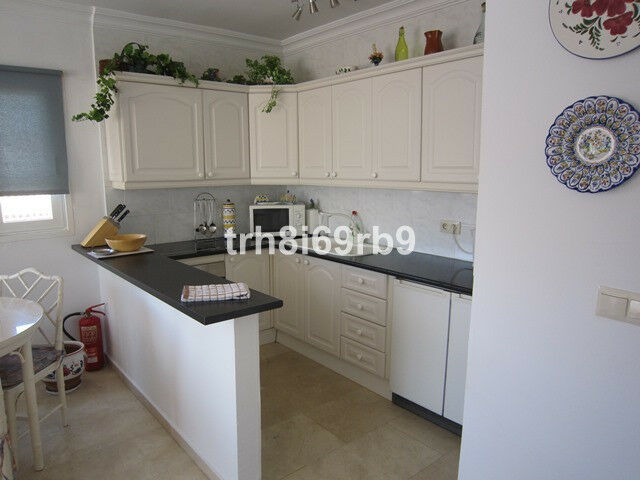 Top Floor Apartment Benavista Málaga - image 3