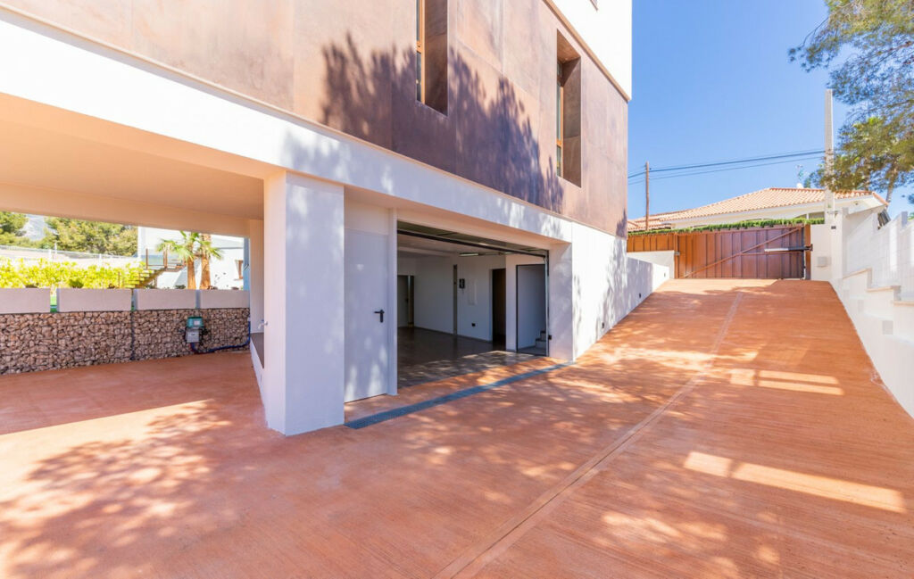 Detached Villa La Nucia Alicante - image 30