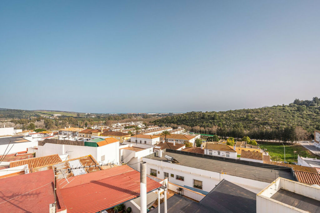 Townhouse Guadiaro Cádiz - image 30