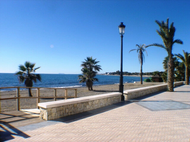 Townhouse Atalaya Málaga - image 27