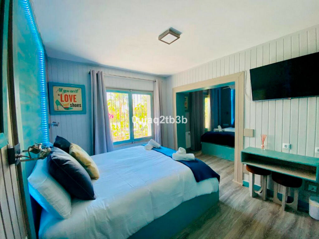 Detached Villa Marbella Málaga - image 31