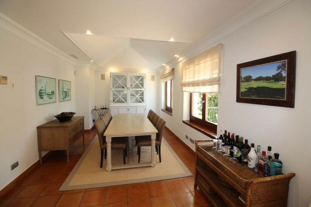 Detached Villa Sotogrande Alto Cádiz - image 33