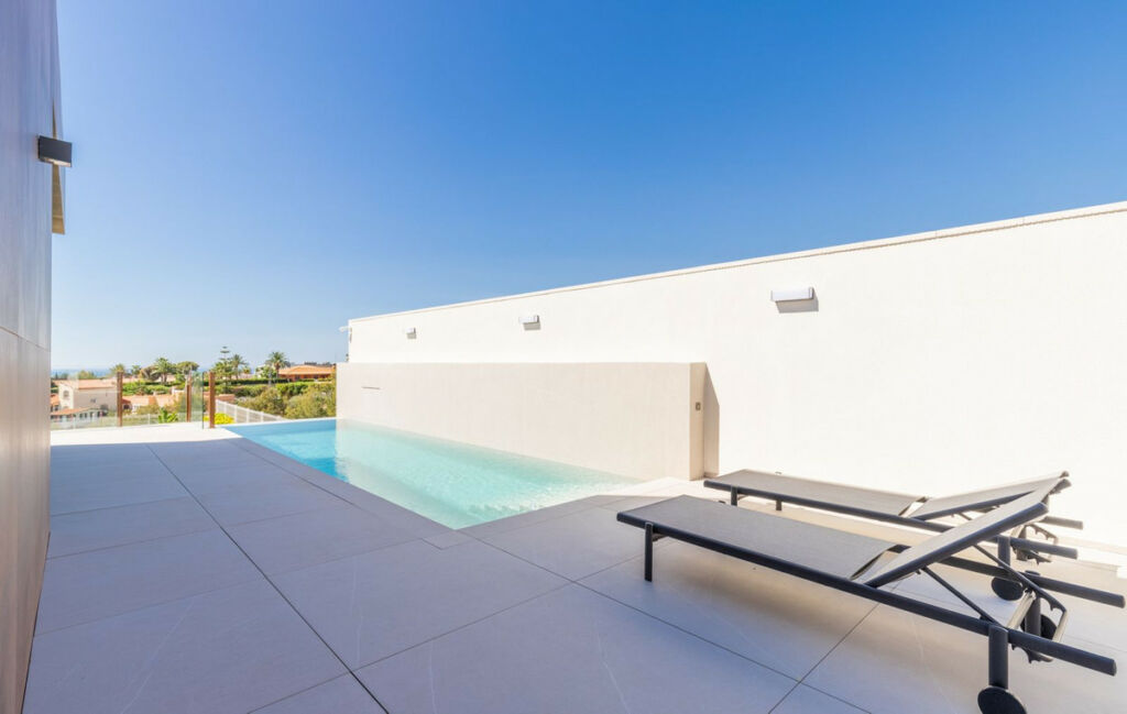 Detached Villa La Nucia Alicante - image 37
