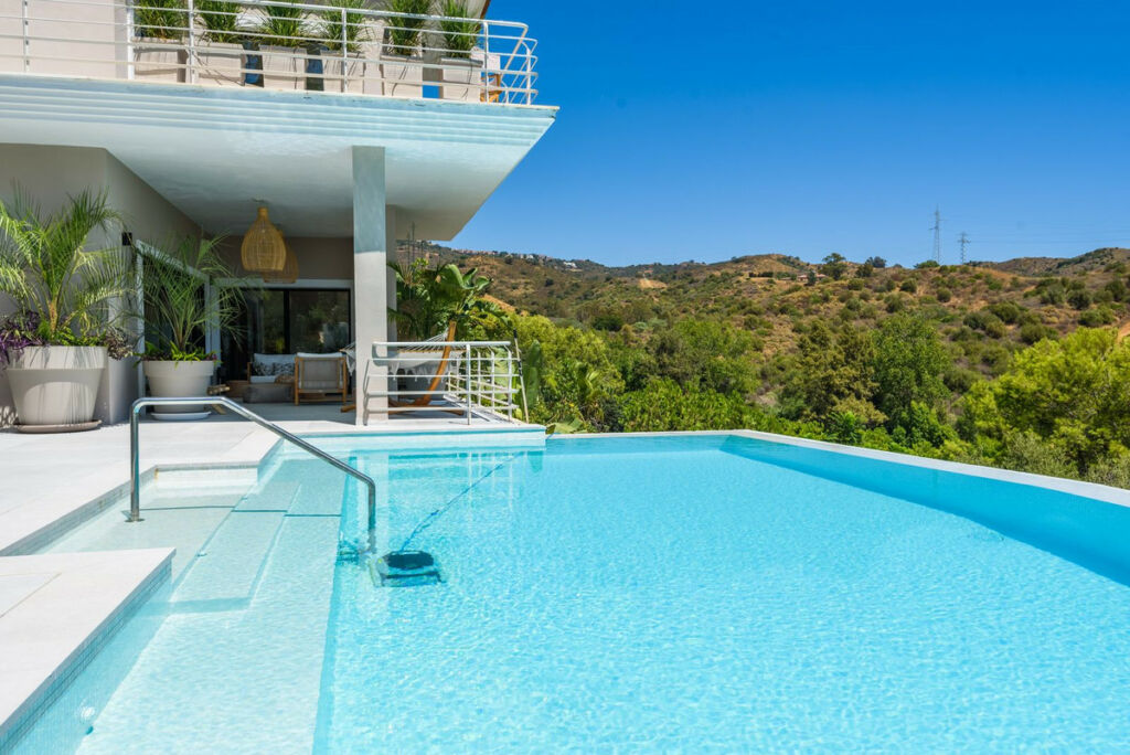 Detached Villa Elviria Málaga - image 43