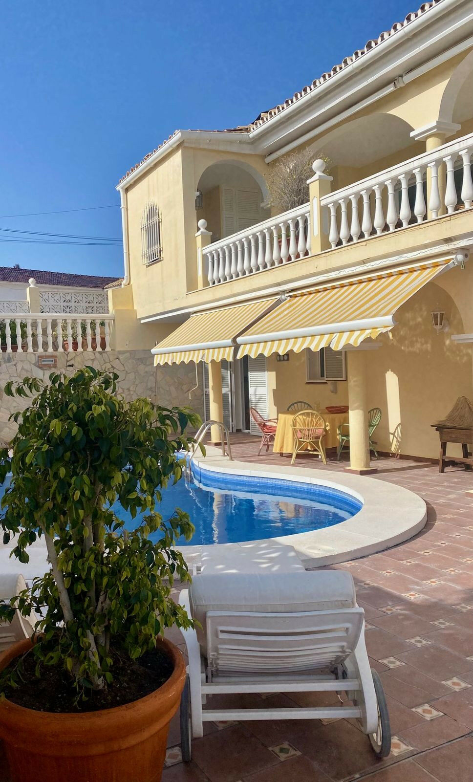 Detached Villa Elviria Málaga - image 5