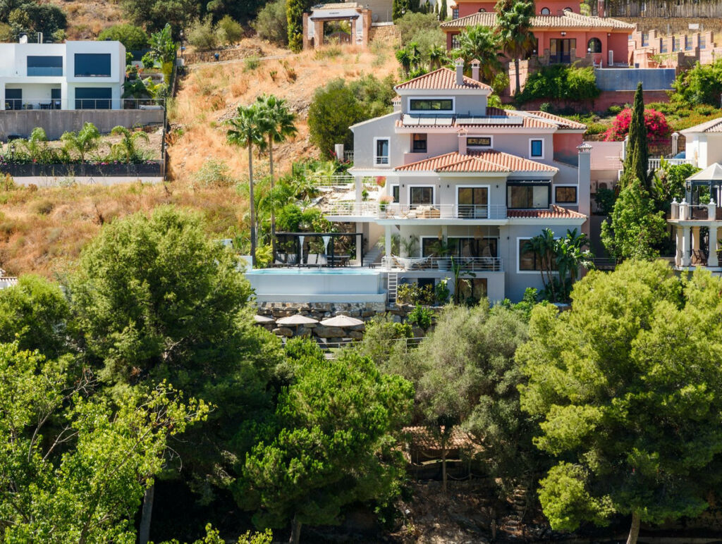 Detached Villa Elviria Málaga - image 52