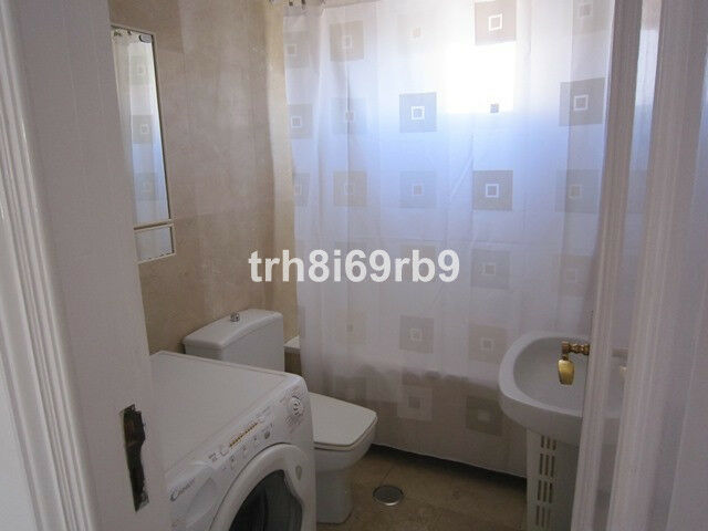Top Floor Apartment Benavista Málaga - image 7