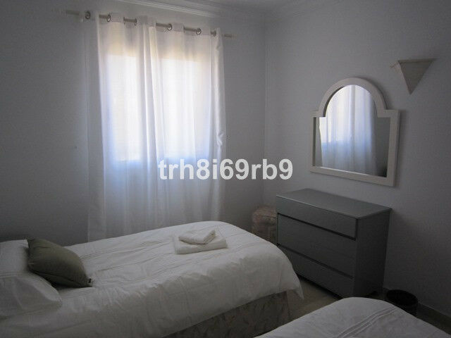 Top Floor Apartment Benavista Málaga - image 8