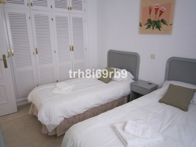 Top Floor Apartment Benavista Málaga - image 9