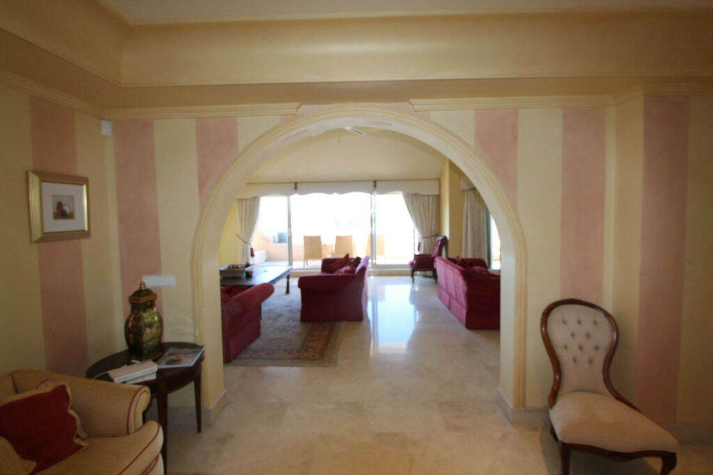 Penthouse Sotogrande Puerto Cádiz - image 8
