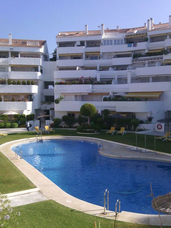 Middle Floor Apartment Nueva Andalucía Málaga
