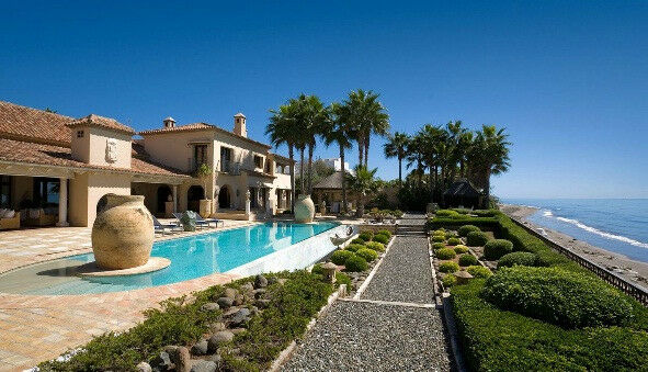 Detached Villa Los Monteros Málaga
