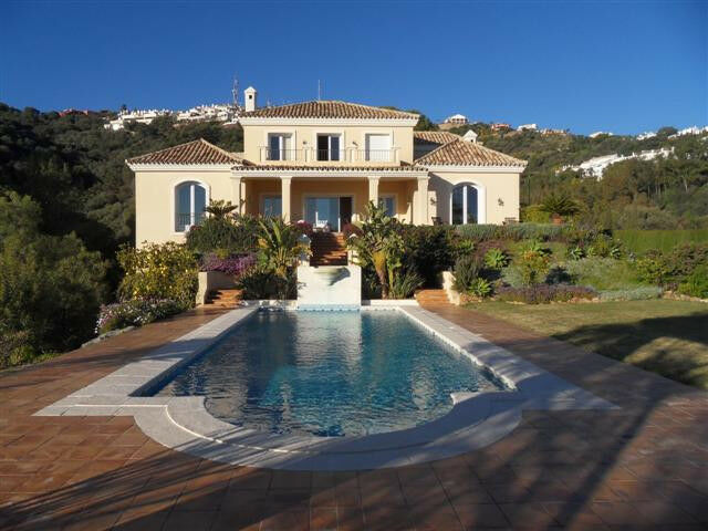 Detached Villa Altos de los Monteros Málaga