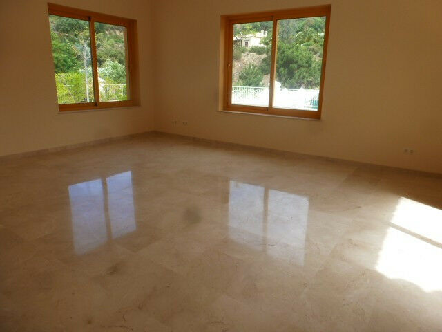 Detached Villa Benahavís Málaga - image 10