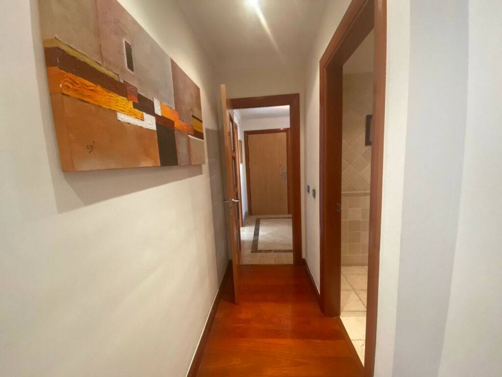 Middle Floor Apartment Puerto Banús Málaga - image 10