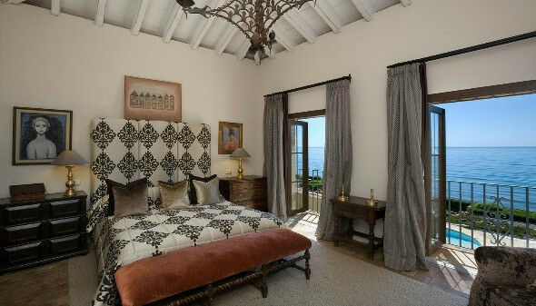 Detached Villa Los Monteros Málaga - image 6