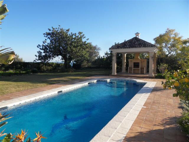 Detached Villa Altos de los Monteros Málaga - image 12