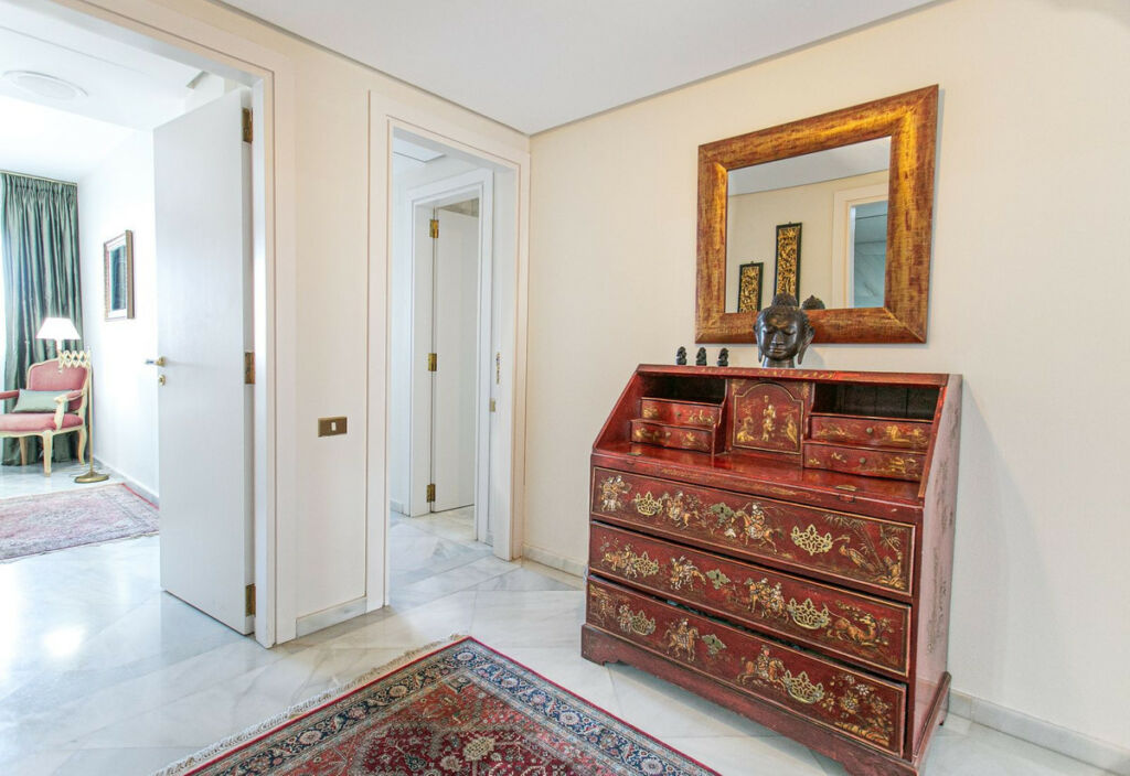 Middle Floor Apartment Marbella Málaga - image 16