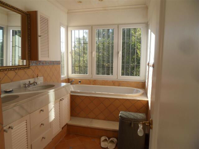 Detached Villa Altos de los Monteros Málaga - image 19