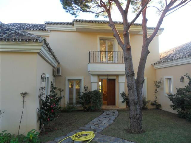 Detached Villa Altos de los Monteros Málaga - image 21