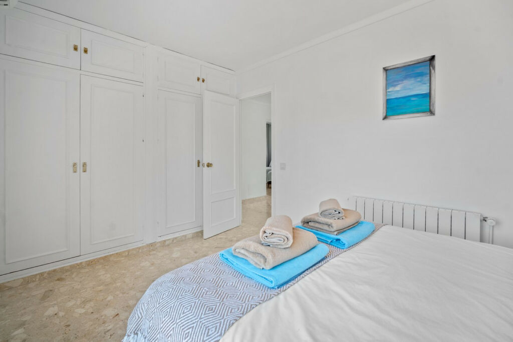 Detached Villa Marbella Málaga - image 36