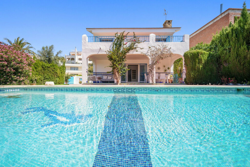 Detached Villa Marbella Málaga - image 39