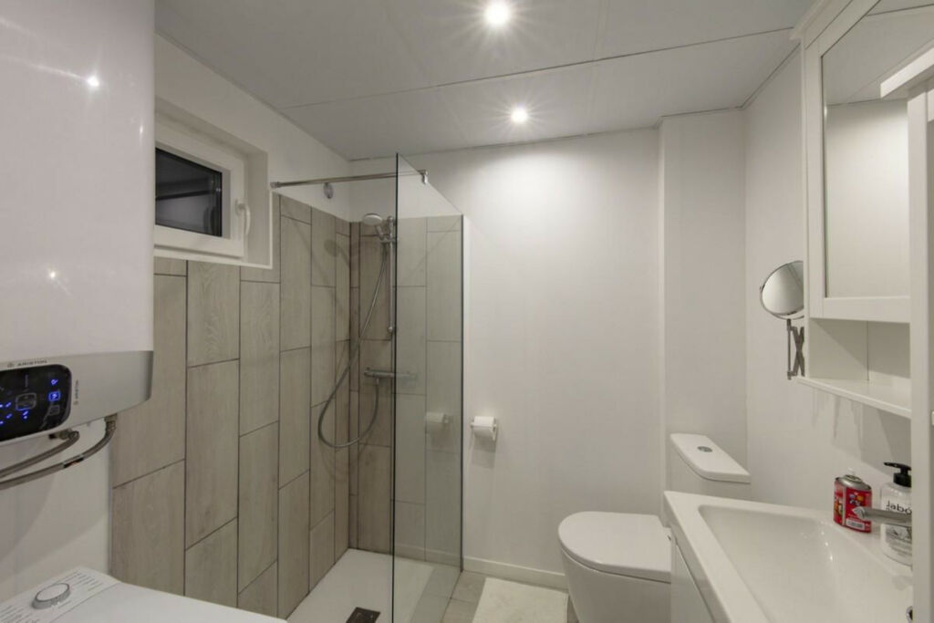 Ground Floor Studio Calahonda Málaga - image 4